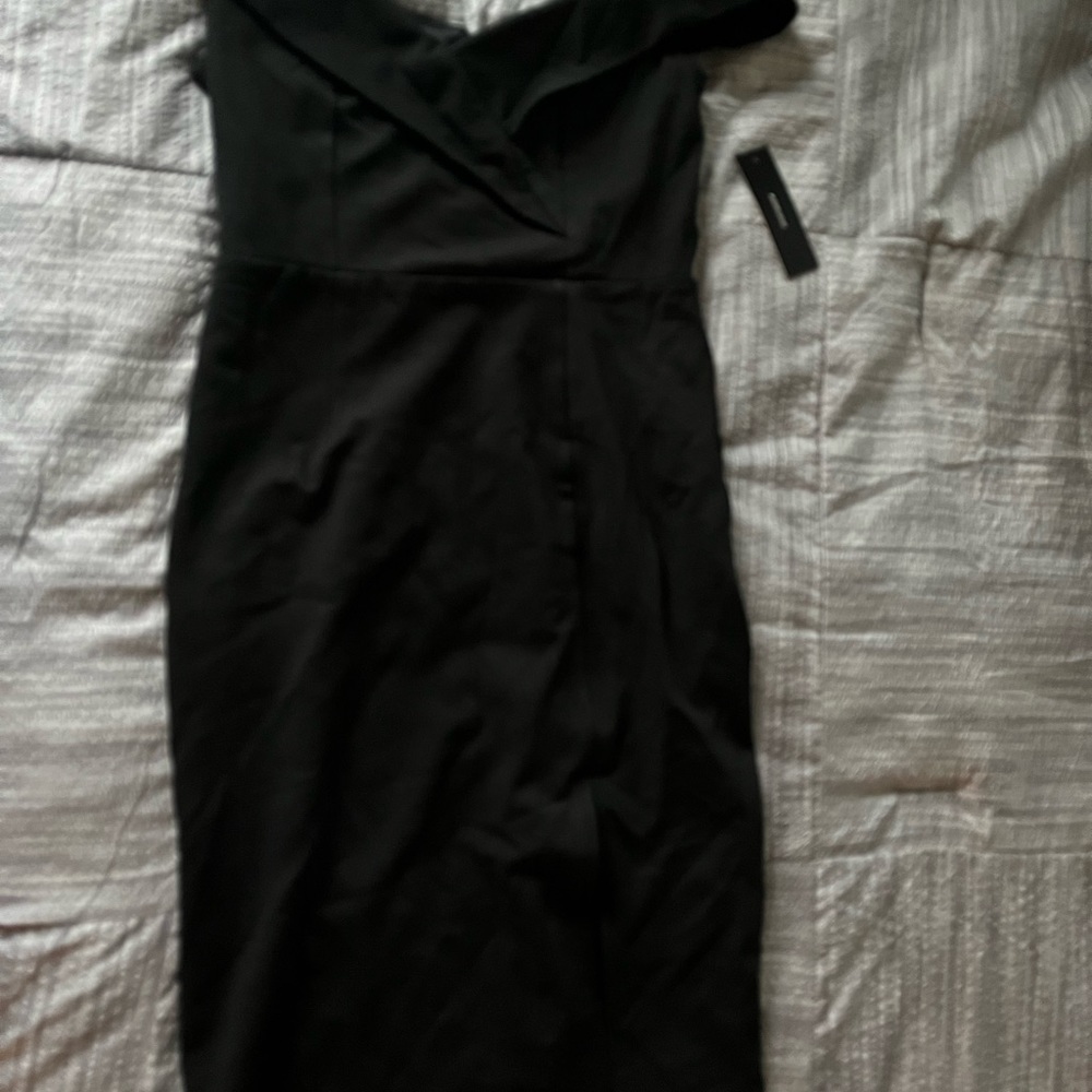 Brand New w Tags Lulu’s Classic Glam Off Shoulder Bodycon Dress Sz Med - Picture 4 of 5